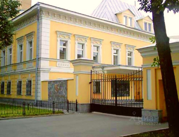 Здание 1400 м² Донская ул., 7С3